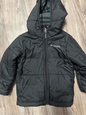 Columbia Black Hooded Puffer Jacket